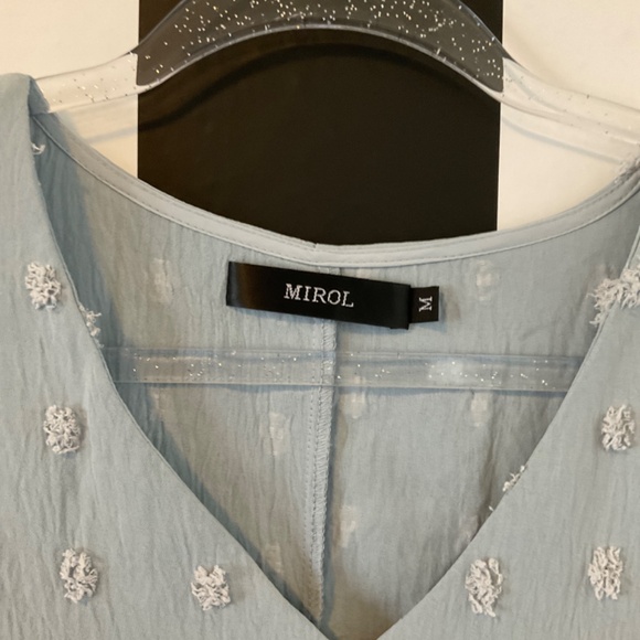 Mirol Blouse - Picture 2 of 4